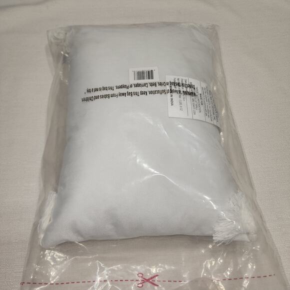 Decorative pillow "Gather''  10'' X 14'' - Picture 2 of 6